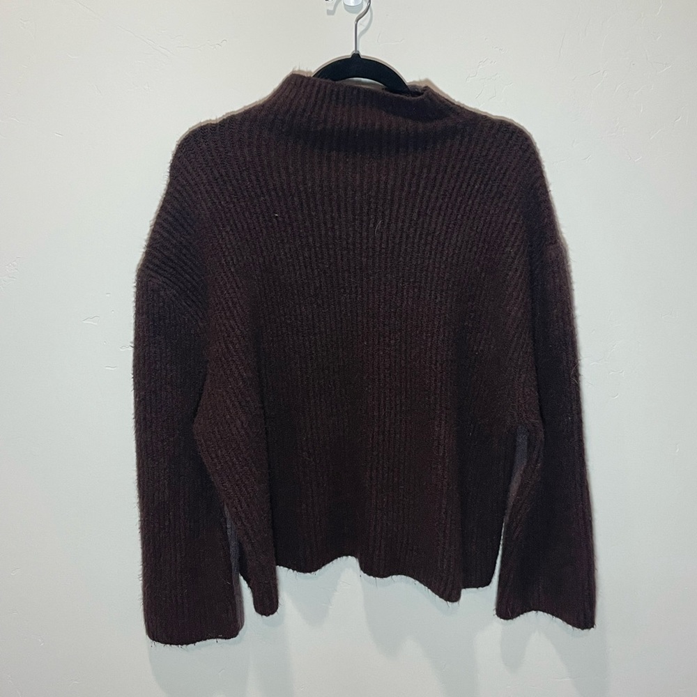 Two Color Sweater - Picture 2 of 2
